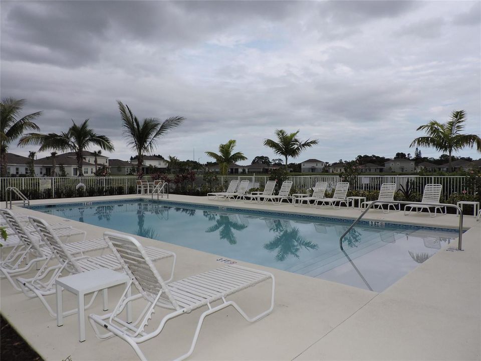 COMMUNITY SWIMMING POOL