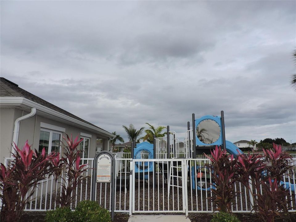 COMMUNITY PLAYGROUND