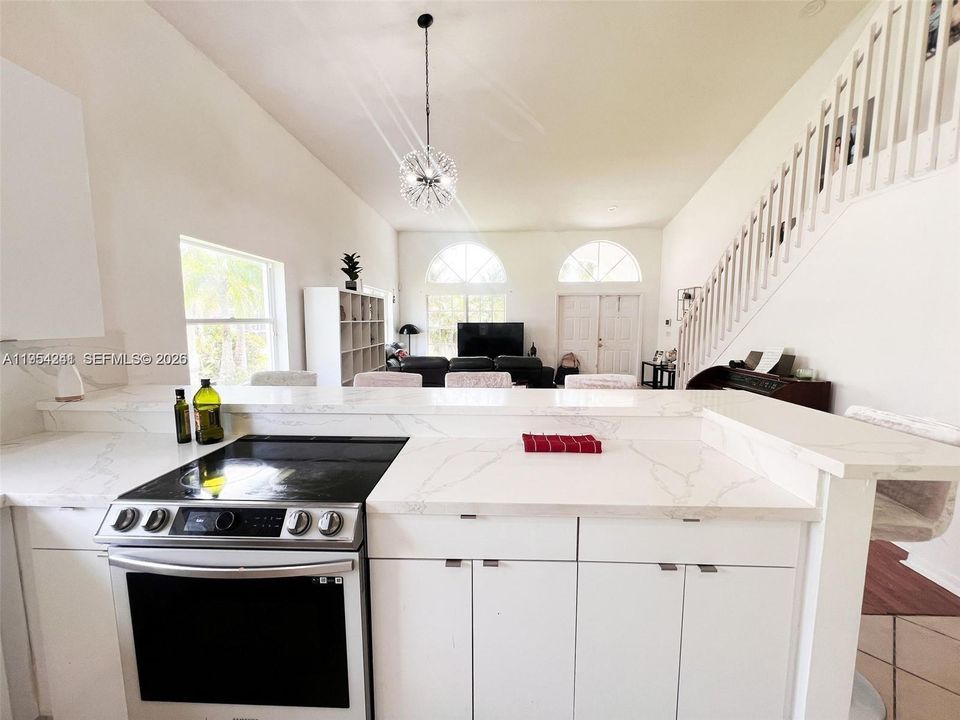 For Sale: $770,000 (5 beds, 3 baths, 2608 Square Feet)