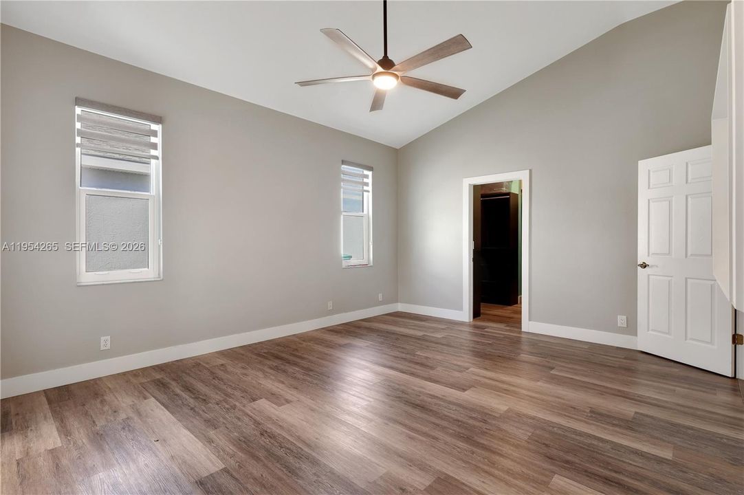 Vendido Recientemente: $675,000 (4 camas, 2 baños, 0 Pies cuadrados)