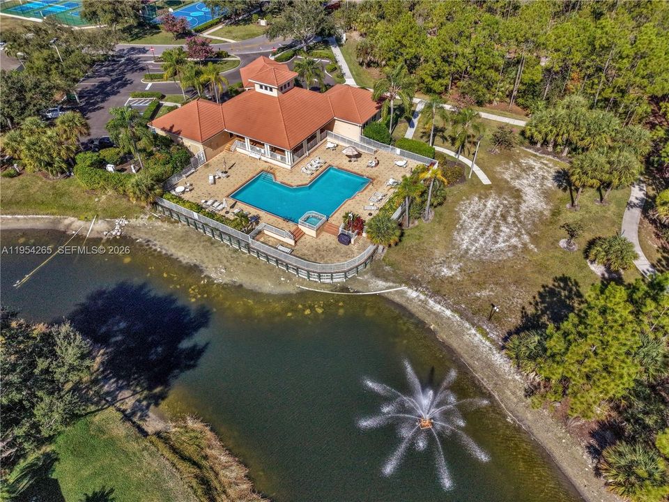 Vendido Recientemente: $675,000 (4 camas, 2 baños, 0 Pies cuadrados)