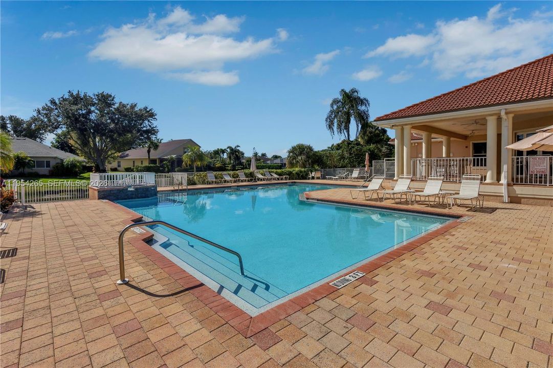 Vendido Recientemente: $675,000 (4 camas, 2 baños, 0 Pies cuadrados)