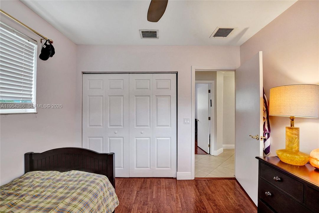Activo con contrato: $1,450,000 (6 camas, 3 baños, 2604 Pies cuadrados)