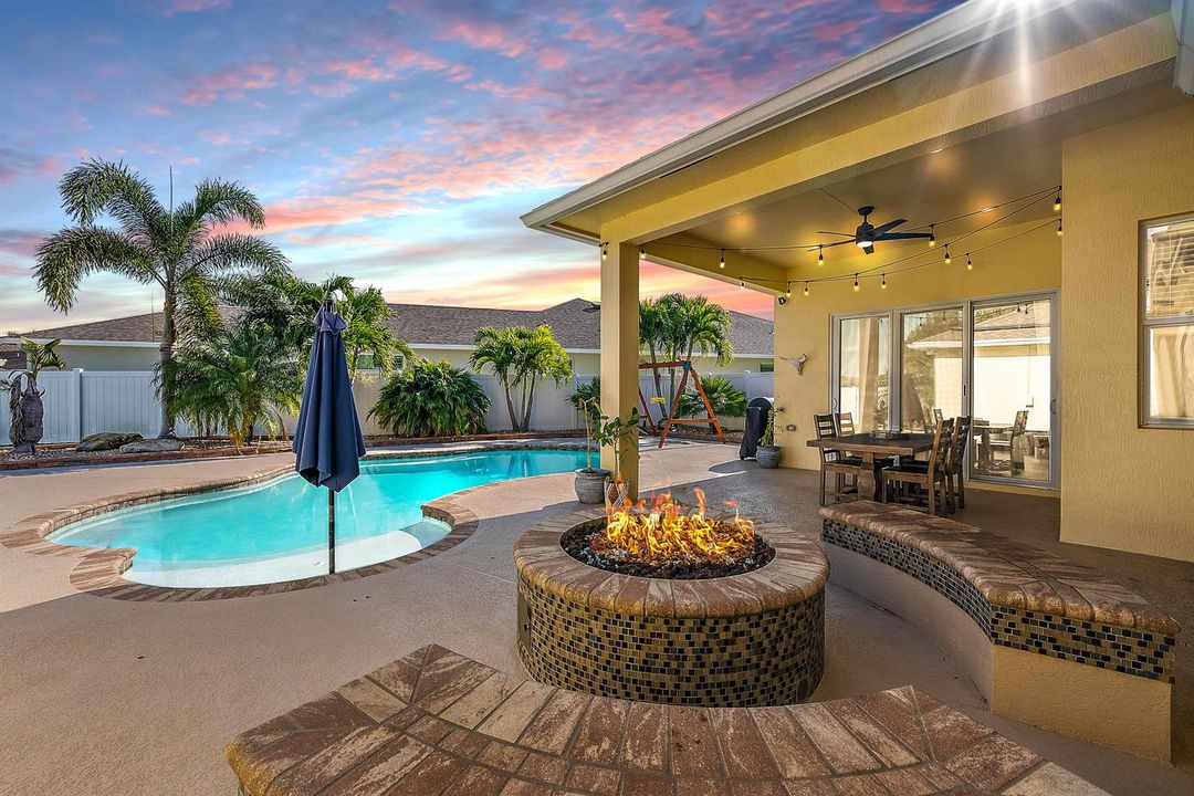 Sunset Resort Pool