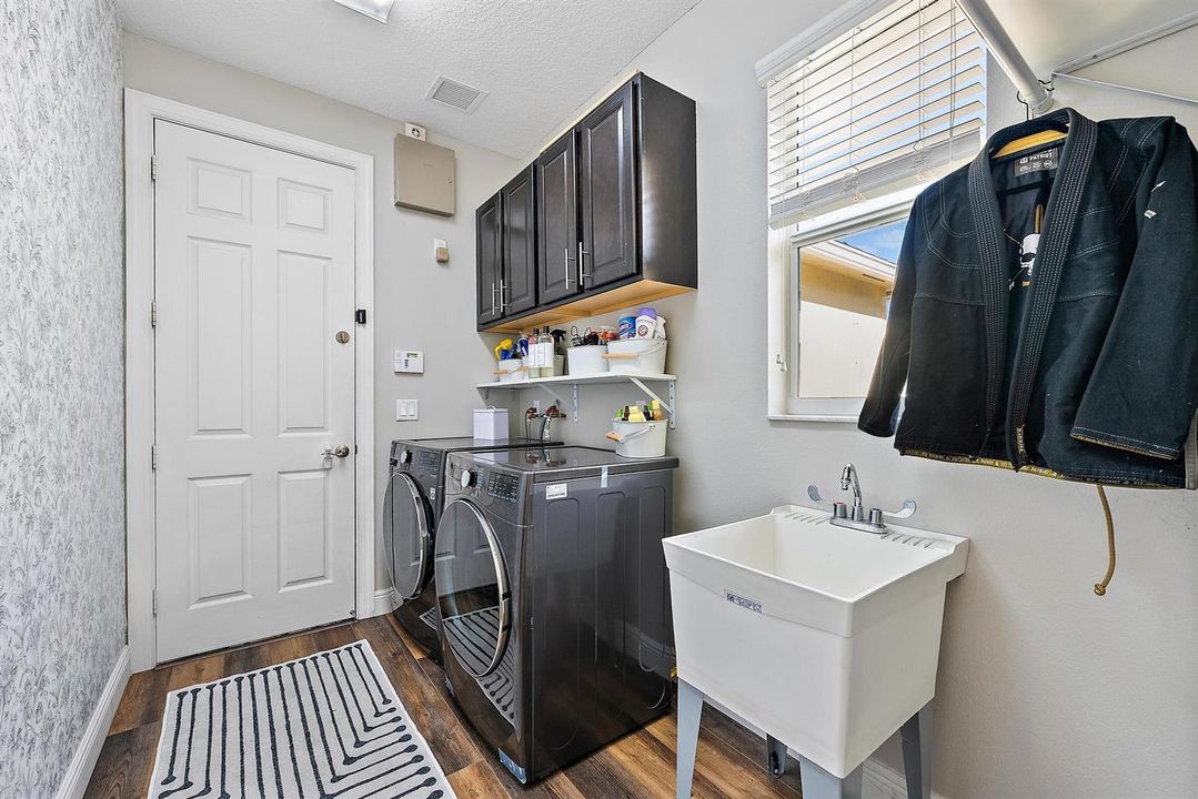 10352 SW Westlawn Boulevard-45