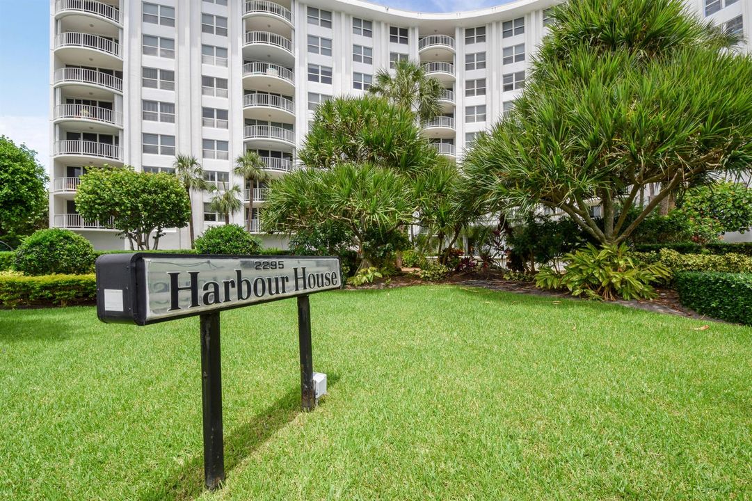 2295SOceanBlvd-HarbourHouse(9)
