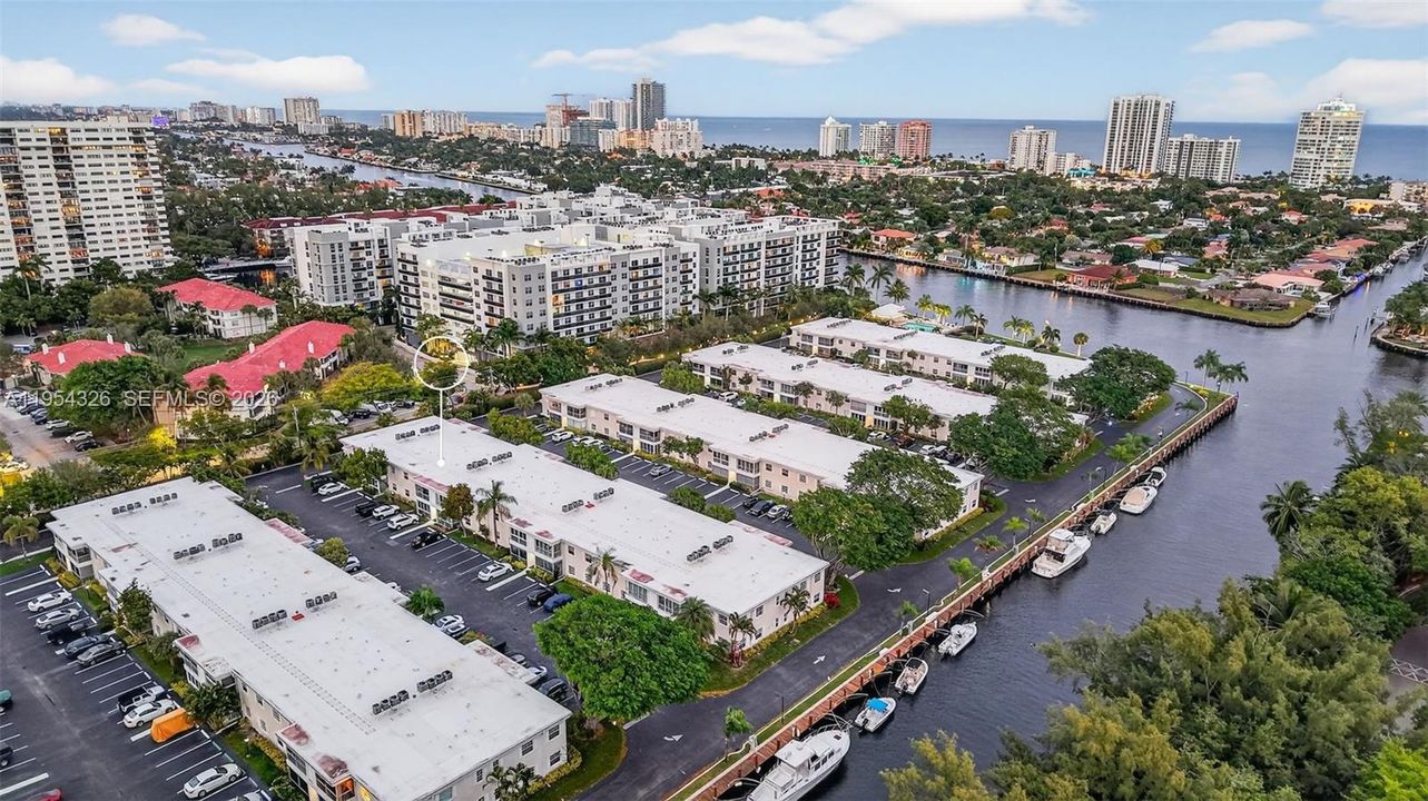 Great waterfront dockage - intracoastal front property