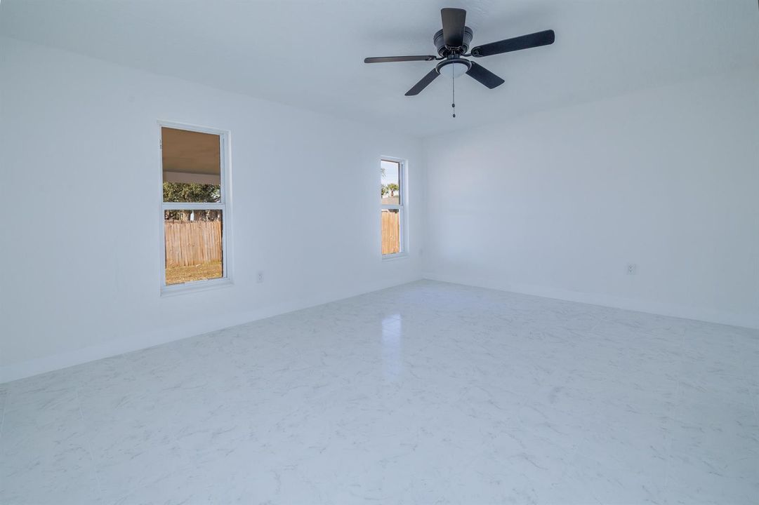 1604 Carbondale Ave (11 of 38)