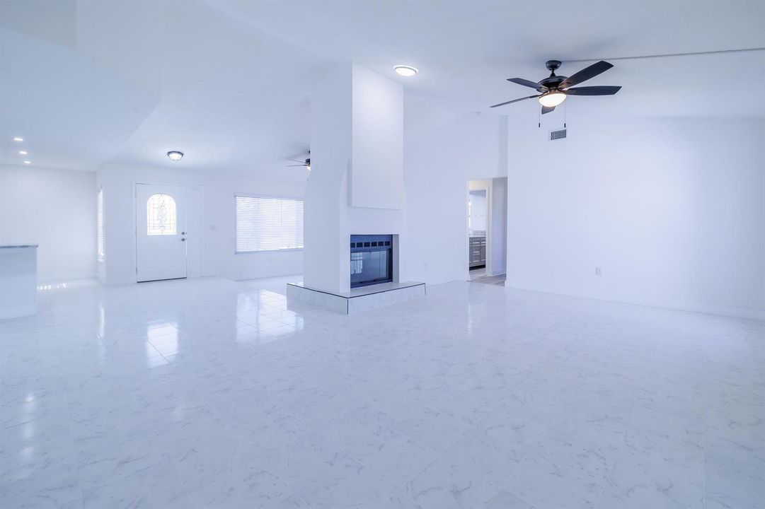 1604 Carbondale Ave (9 of 38)