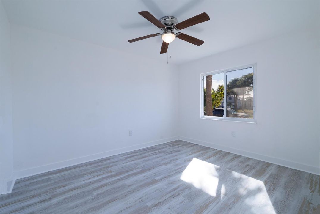 1604 Carbondale Ave (10 of 38)