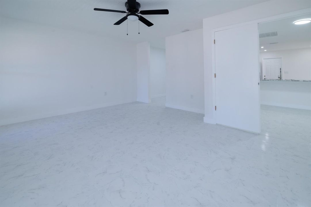 1604 Carbondale Ave (12 of 38)