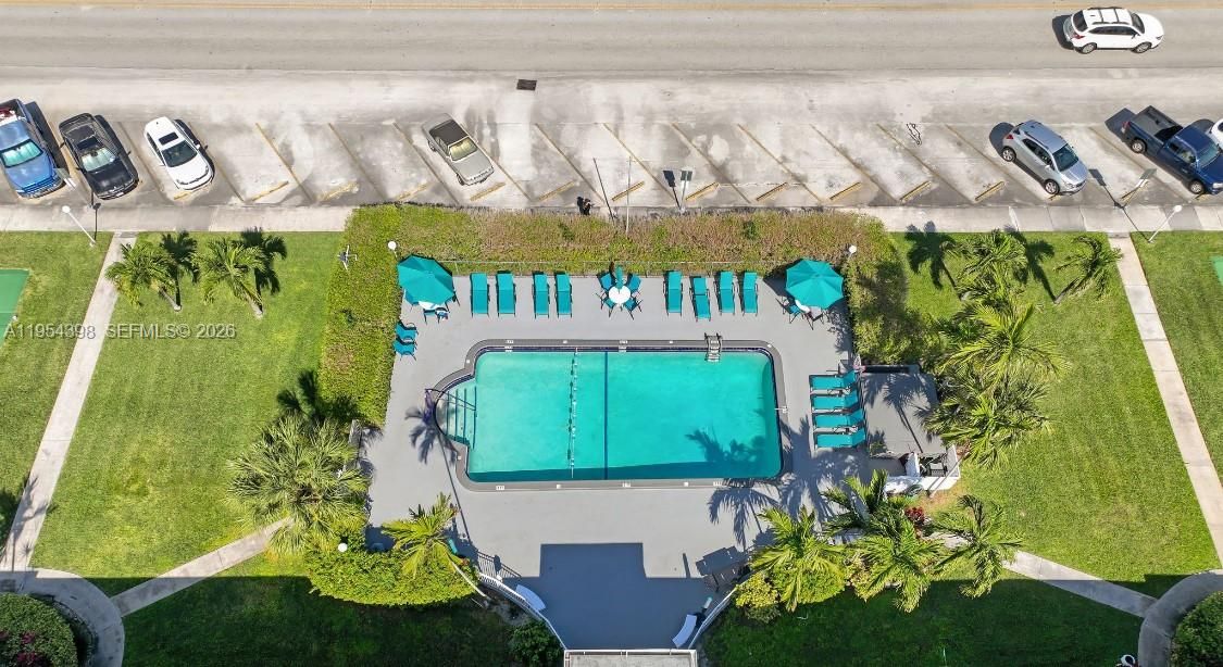 En Venta: $159,500 (1 camas, 1 baños, 785 Pies cuadrados)