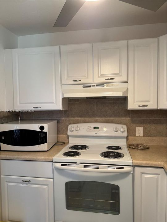 En Venta: $159,500 (1 camas, 1 baños, 785 Pies cuadrados)