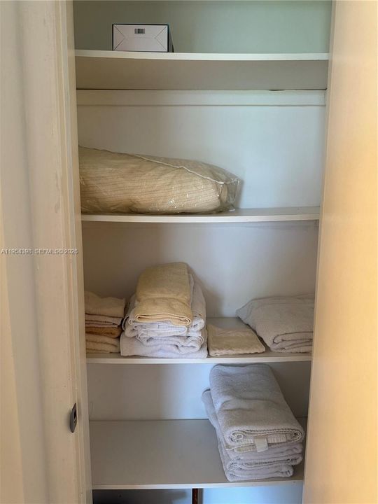 En Venta: $159,500 (1 camas, 1 baños, 785 Pies cuadrados)