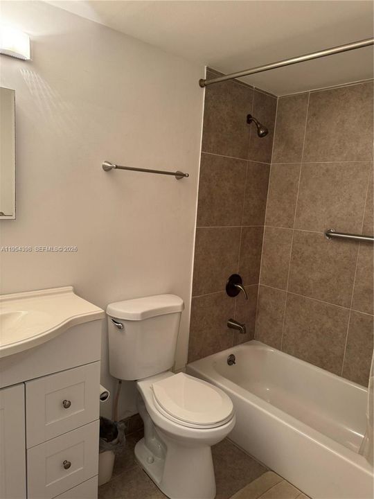 En Venta: $159,500 (1 camas, 1 baños, 785 Pies cuadrados)