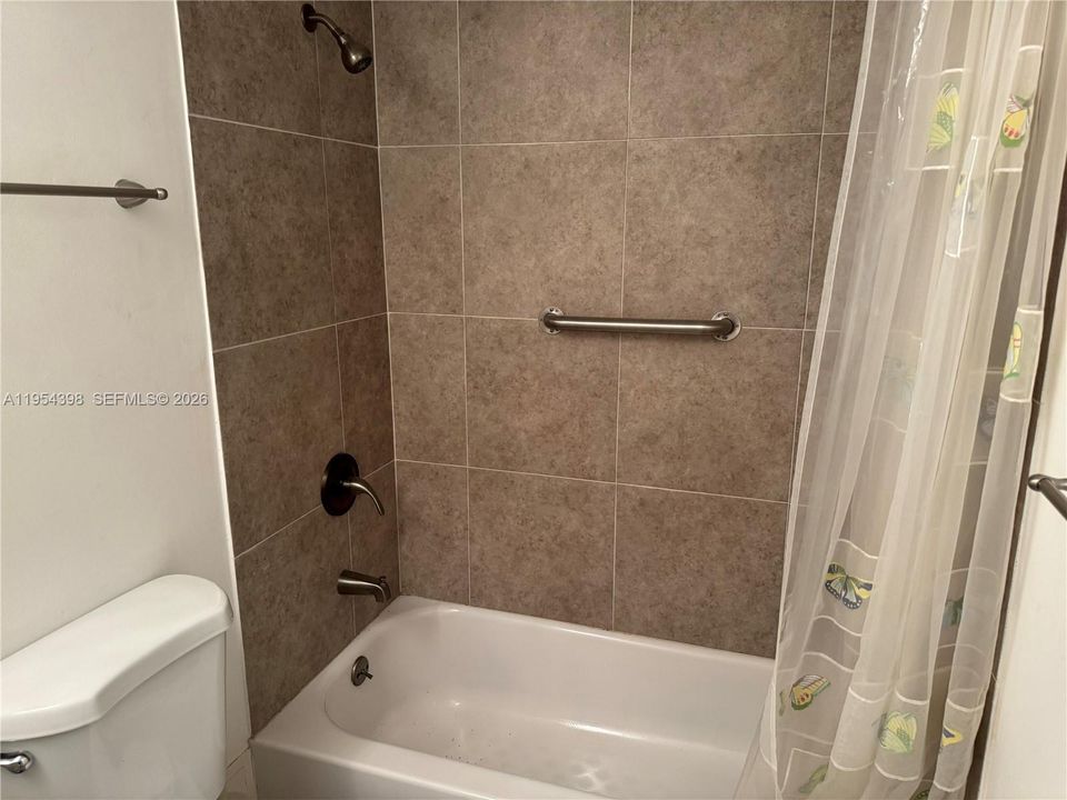 En Venta: $159,500 (1 camas, 1 baños, 785 Pies cuadrados)