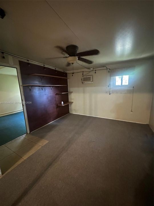 Activo con contrato: $239,990 (2 camas, 2 baños, 1100 Pies cuadrados)