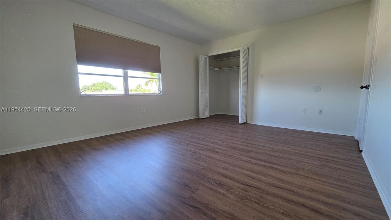 For Rent: $2,200 (2 beds, 2 baths, 1348 Square Feet)