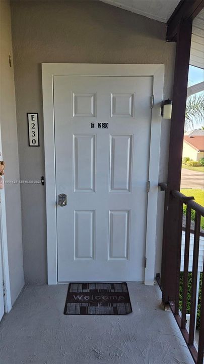 For Rent: $2,200 (2 beds, 2 baths, 1348 Square Feet)