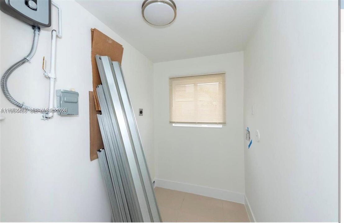 Recently Sold: $729,999 (0 beds, 0 baths, 2374 Square Feet)