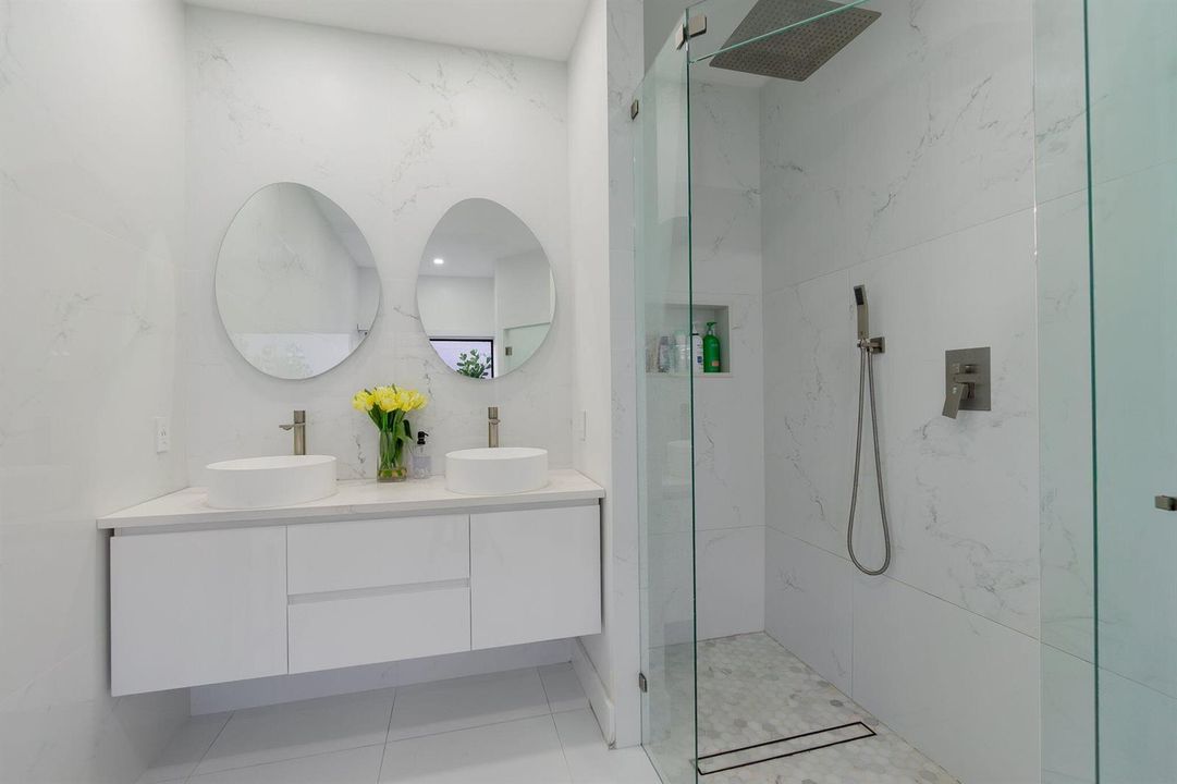 21-web-or-mls-DSC09506-2