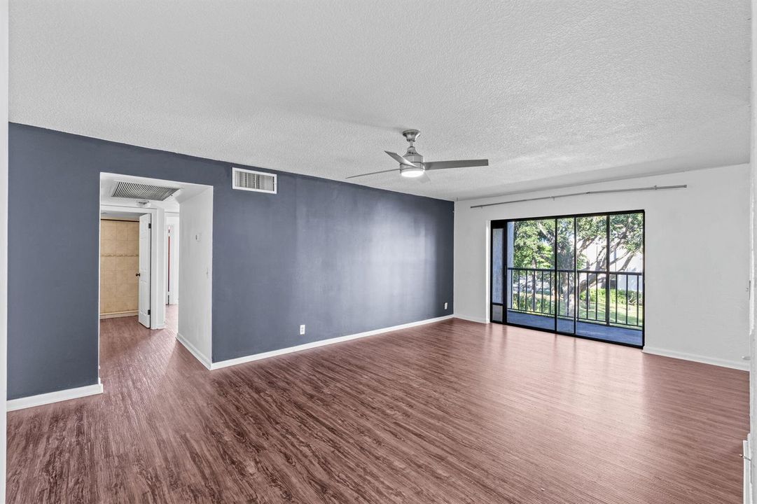 5-web-or-mls-A7405441 (2)