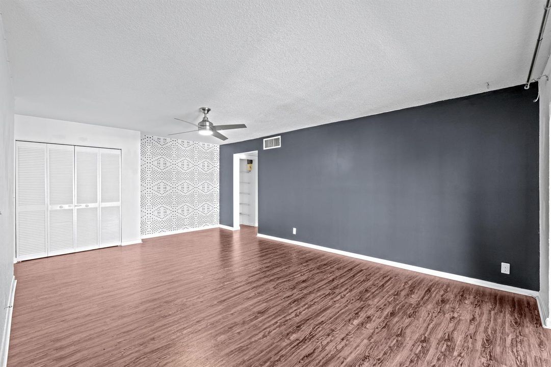 12-web-or-mls-A7405414 (2)
