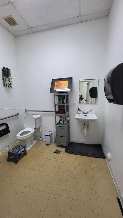 В аренду: $15 (0 спален, 0 ванн, 0 Квадратных фут)