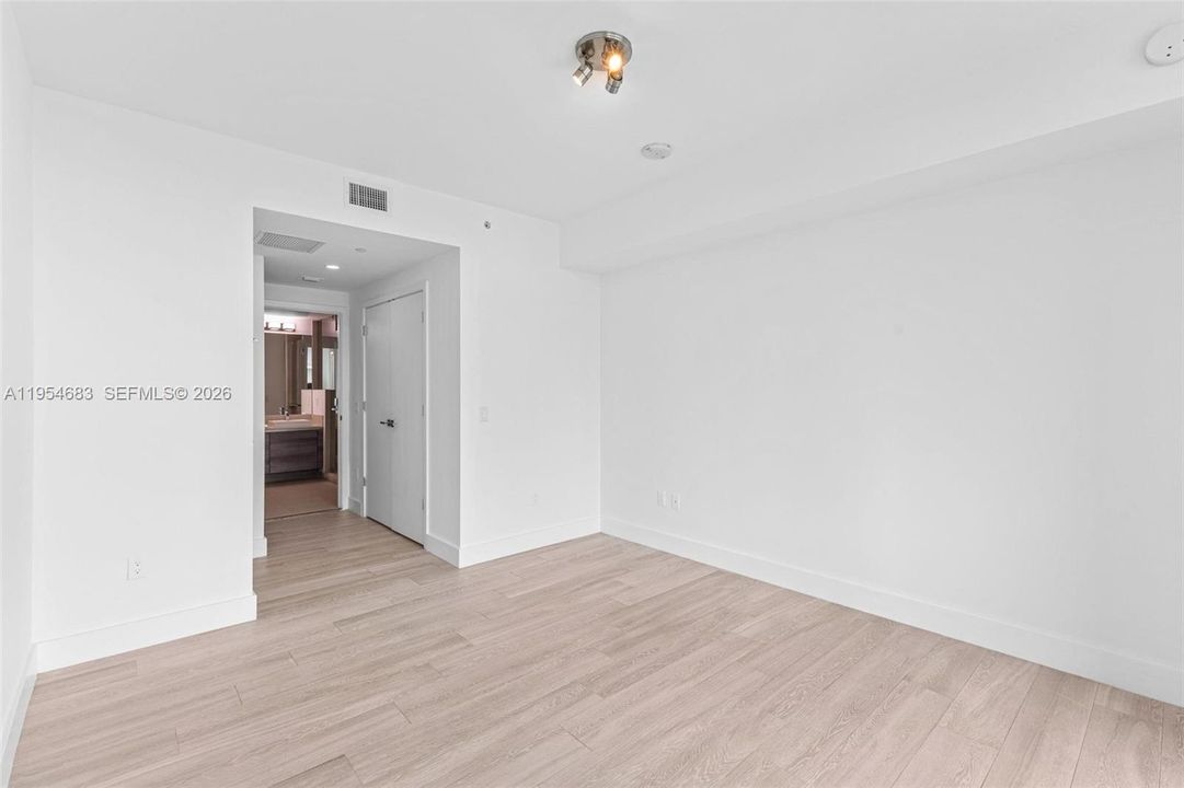 En Venta: $945,000 (2 camas, 2 baños, 1134 Pies cuadrados)