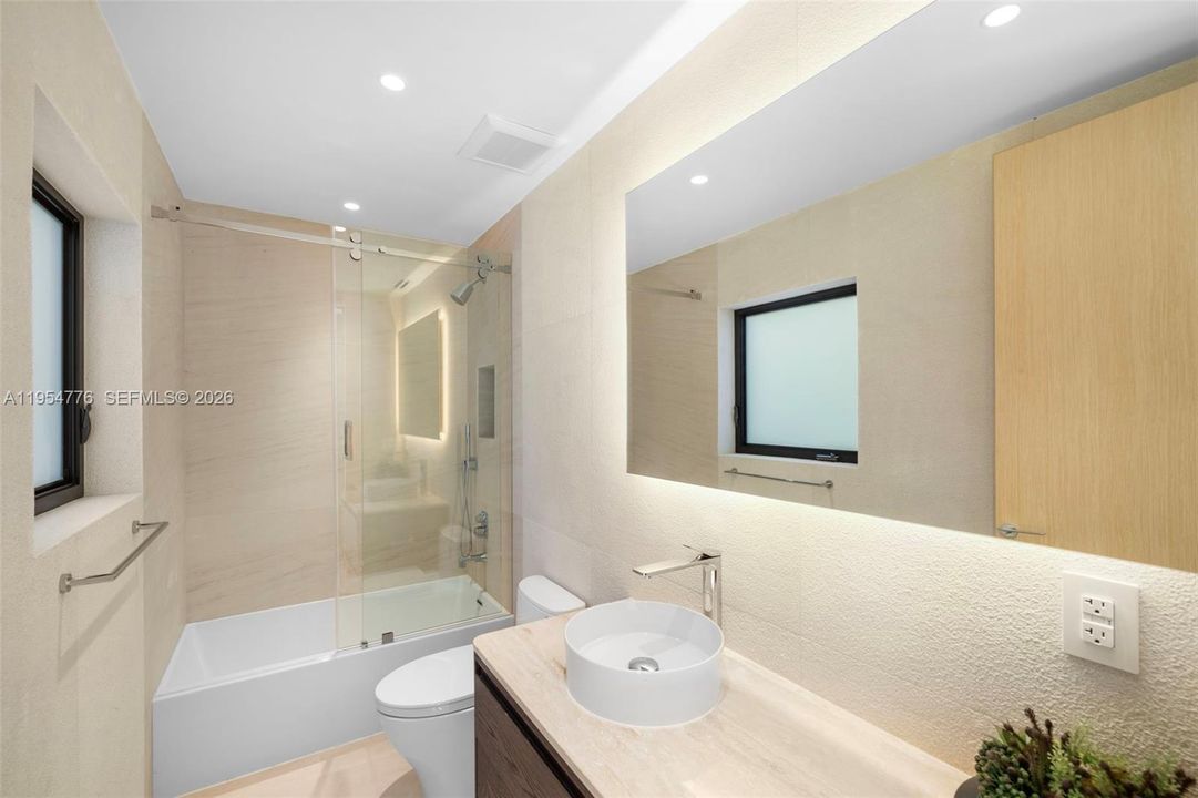 Active With Contract: $30,000 (4 beds, 3 baths, 3281 Square Feet)