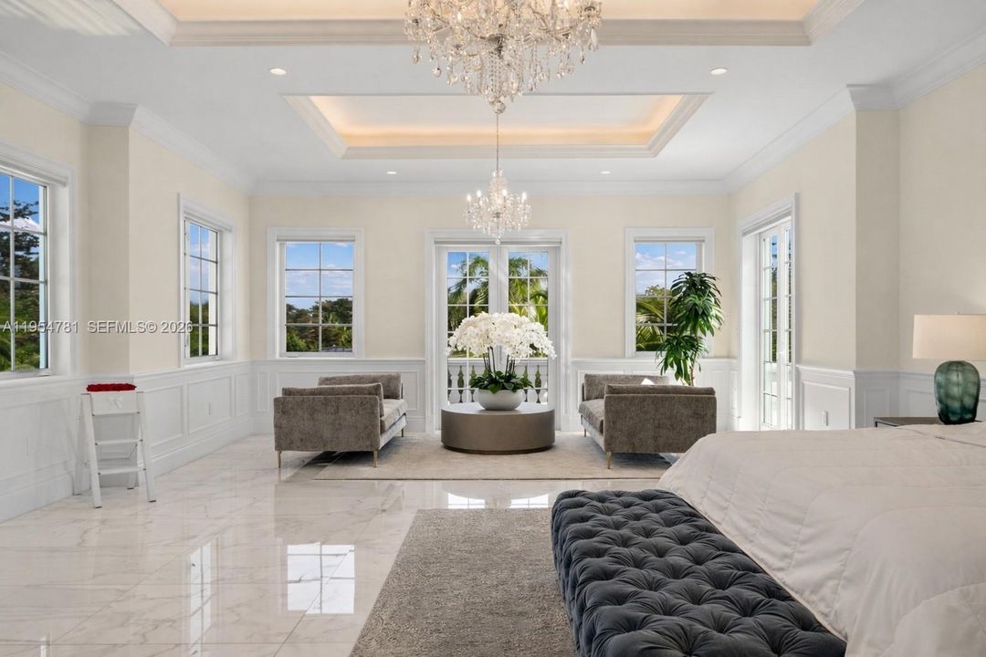 Vendido Recientemente: $19,500,000 (9 camas, 9 baños, 11575 Pies cuadrados)