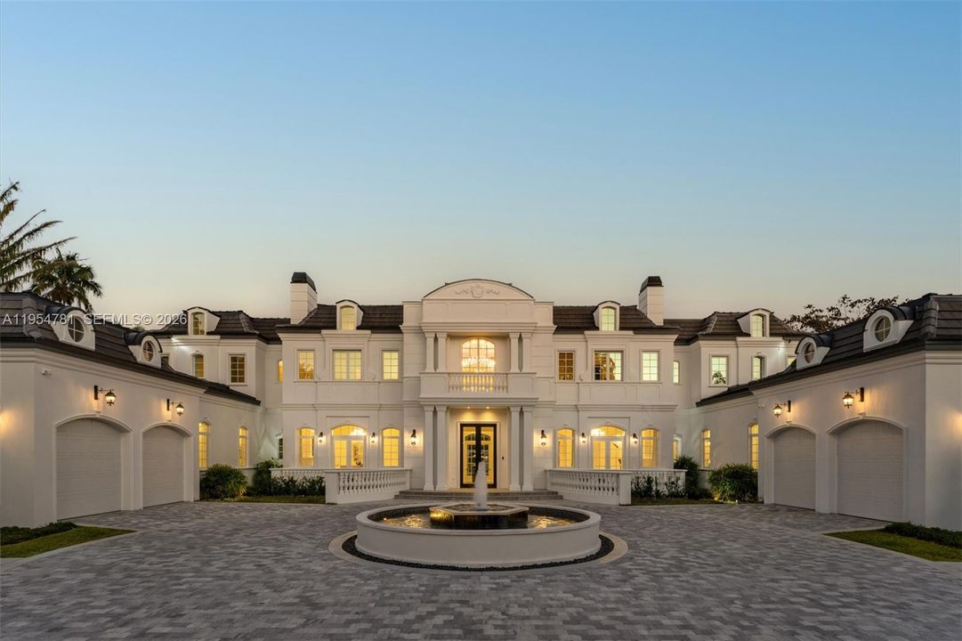 Vendido Recientemente: $19,500,000 (9 camas, 9 baños, 11575 Pies cuadrados)