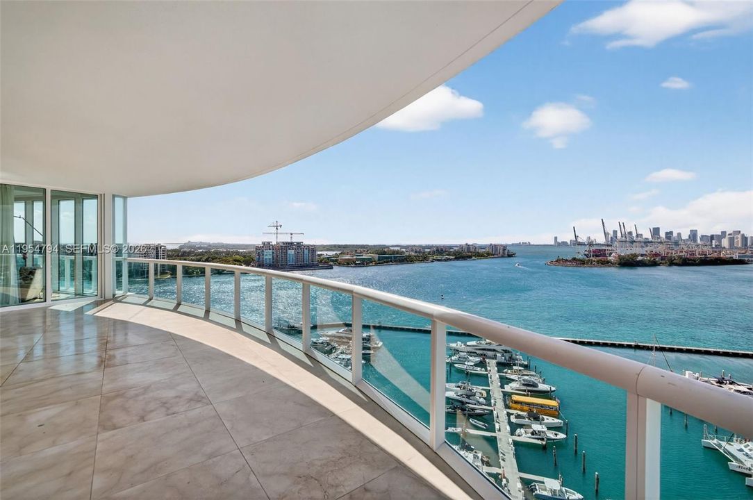 Activo con contrato: $7,650,000 (3 camas, 3 baños, 3365 Pies cuadrados)