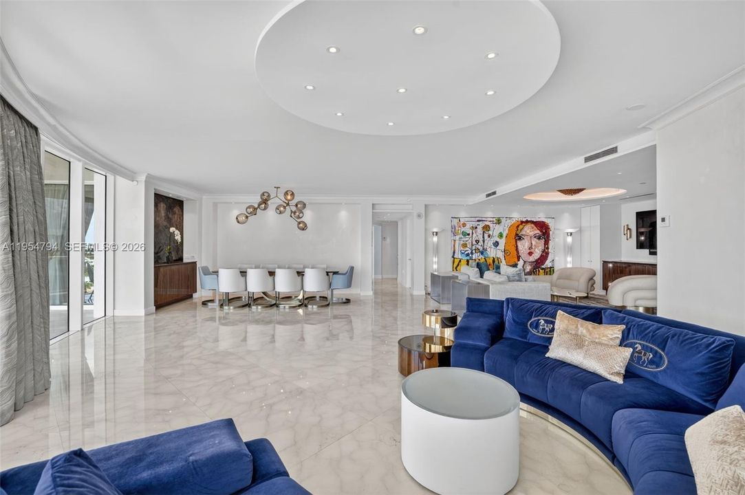 Activo con contrato: $7,650,000 (3 camas, 3 baños, 3365 Pies cuadrados)