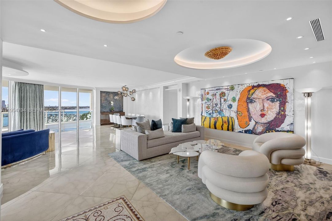 Activo con contrato: $7,650,000 (3 camas, 3 baños, 3365 Pies cuadrados)