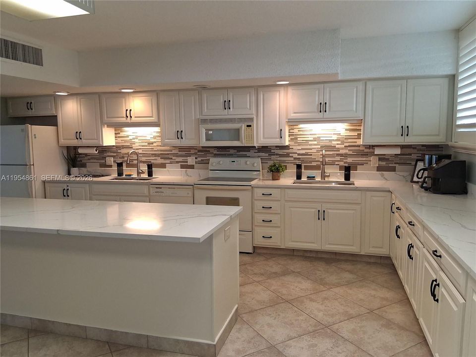 Kitchen for parties common area