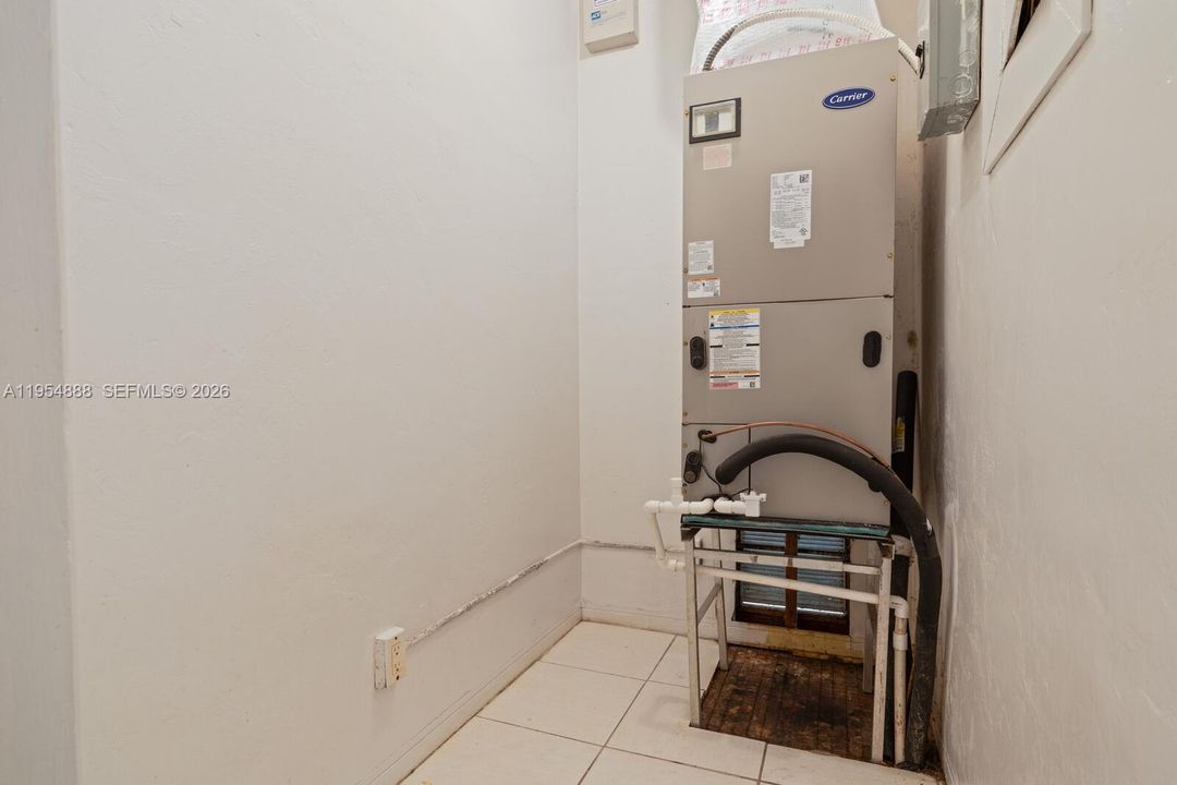Activo con contrato: $525,000 (2 camas, 2 baños, 998 Pies cuadrados)