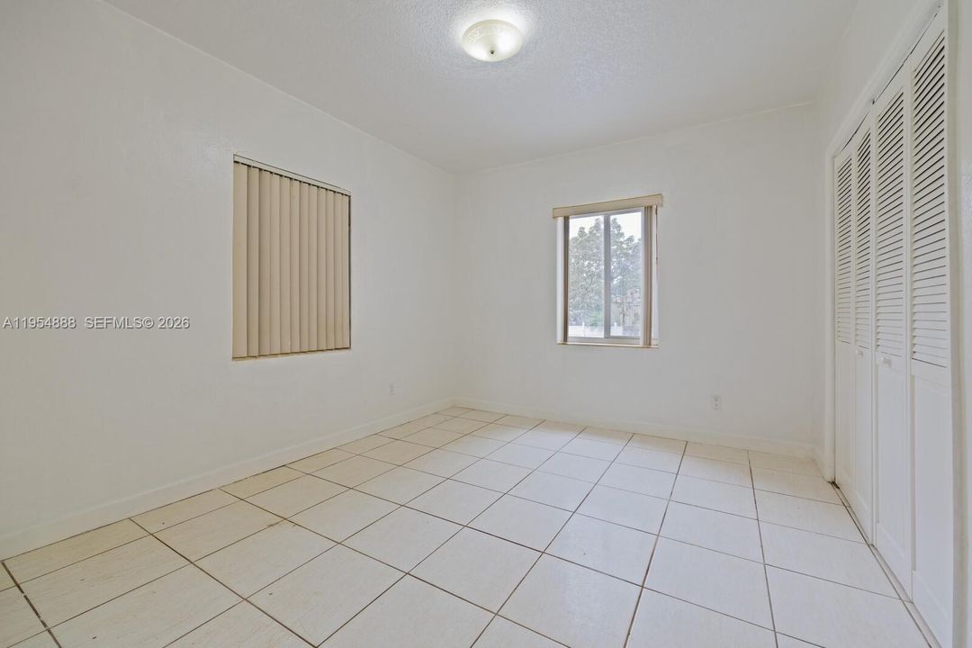 Activo con contrato: $525,000 (2 camas, 2 baños, 998 Pies cuadrados)