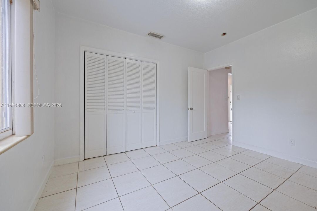 Activo con contrato: $525,000 (2 camas, 2 baños, 998 Pies cuadrados)