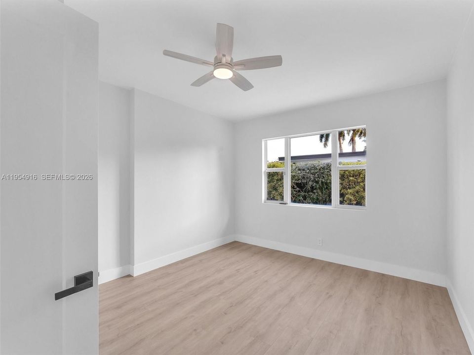 Activo con contrato: $850,000 (4 camas, 2 baños, 1681 Pies cuadrados)
