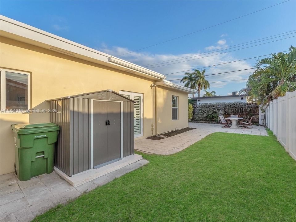 Activo con contrato: $850,000 (4 camas, 2 baños, 1681 Pies cuadrados)
