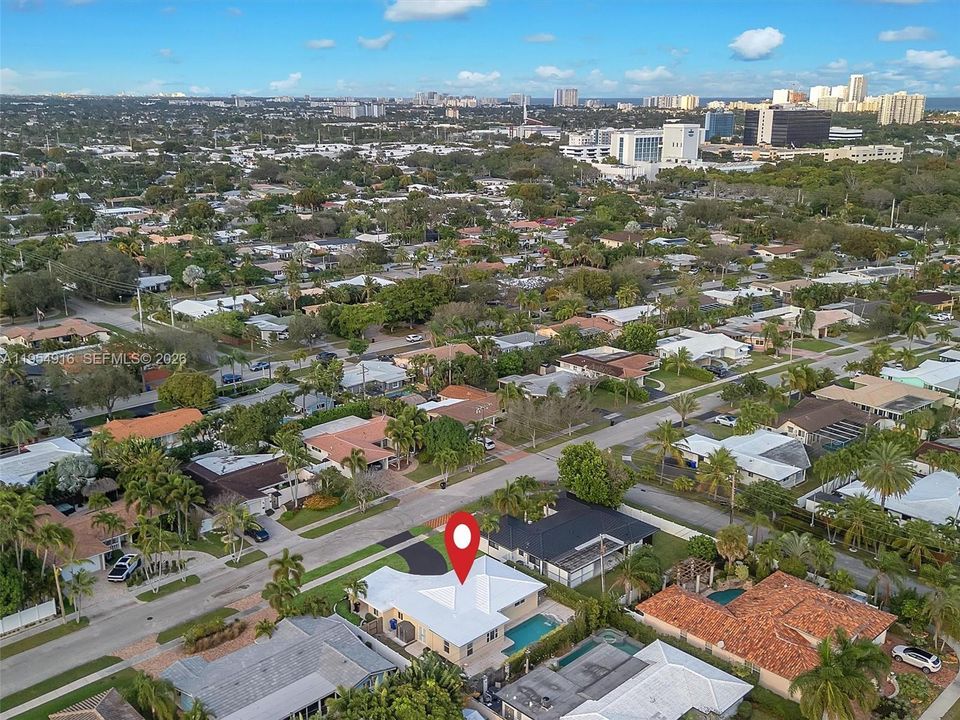 Activo con contrato: $850,000 (4 camas, 2 baños, 1681 Pies cuadrados)