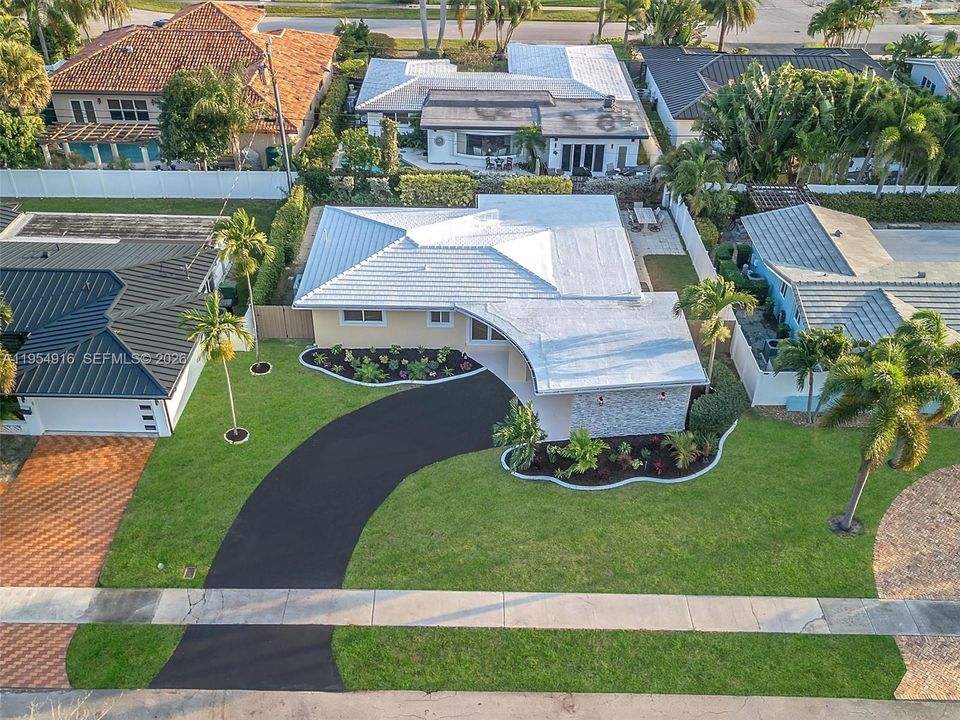 Activo con contrato: $850,000 (4 camas, 2 baños, 1681 Pies cuadrados)