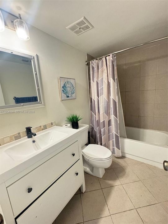 For Sale: $329,900 (3 beds, 2 baths, 1228 Square Feet)