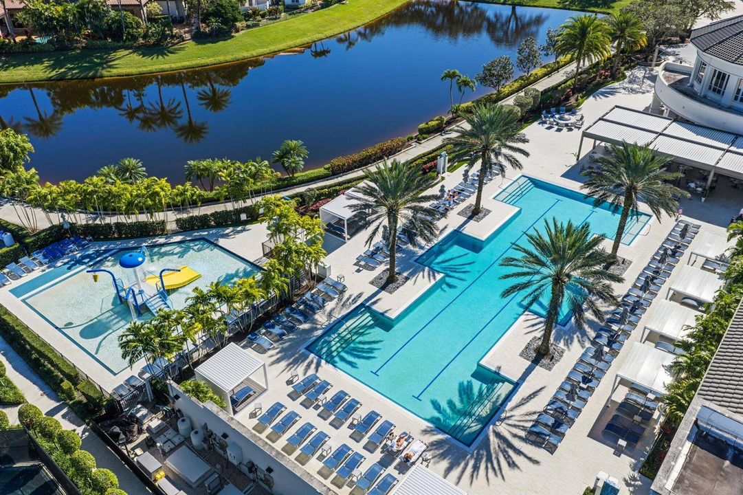 Club pool and tot pool