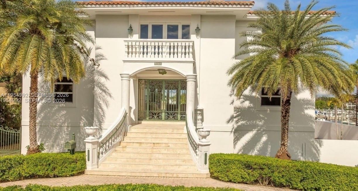 En Venta: $10,850,000 (5 camas, 3 baños, 4678 Pies cuadrados)