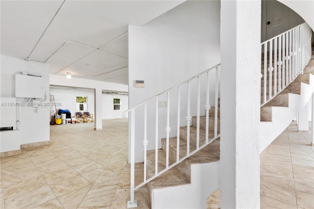 En Venta: $10,850,000 (5 camas, 3 baños, 4678 Pies cuadrados)