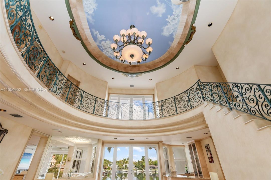 En Venta: $10,850,000 (5 camas, 3 baños, 4678 Pies cuadrados)