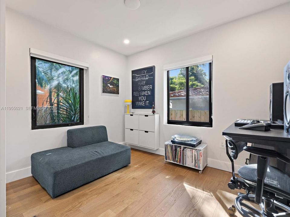 2nd Bedroom