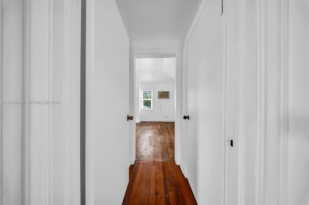 Active With Contract: $1,750,000 (5 beds, 4 baths, 3253 Square Feet)